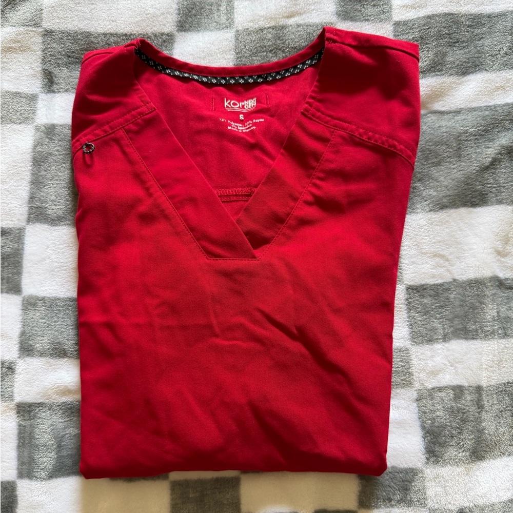 koi Women's V-Neck Scrub Tunic in Bright Red